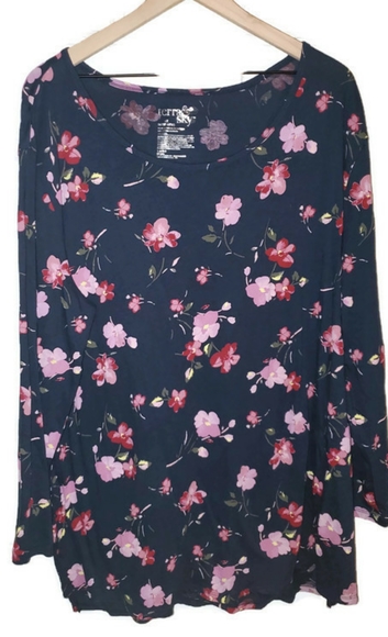 Terra & Sky Tops - 4/25Terra&Sky 1X Plus Size Flowy Floral Top16W-18W
